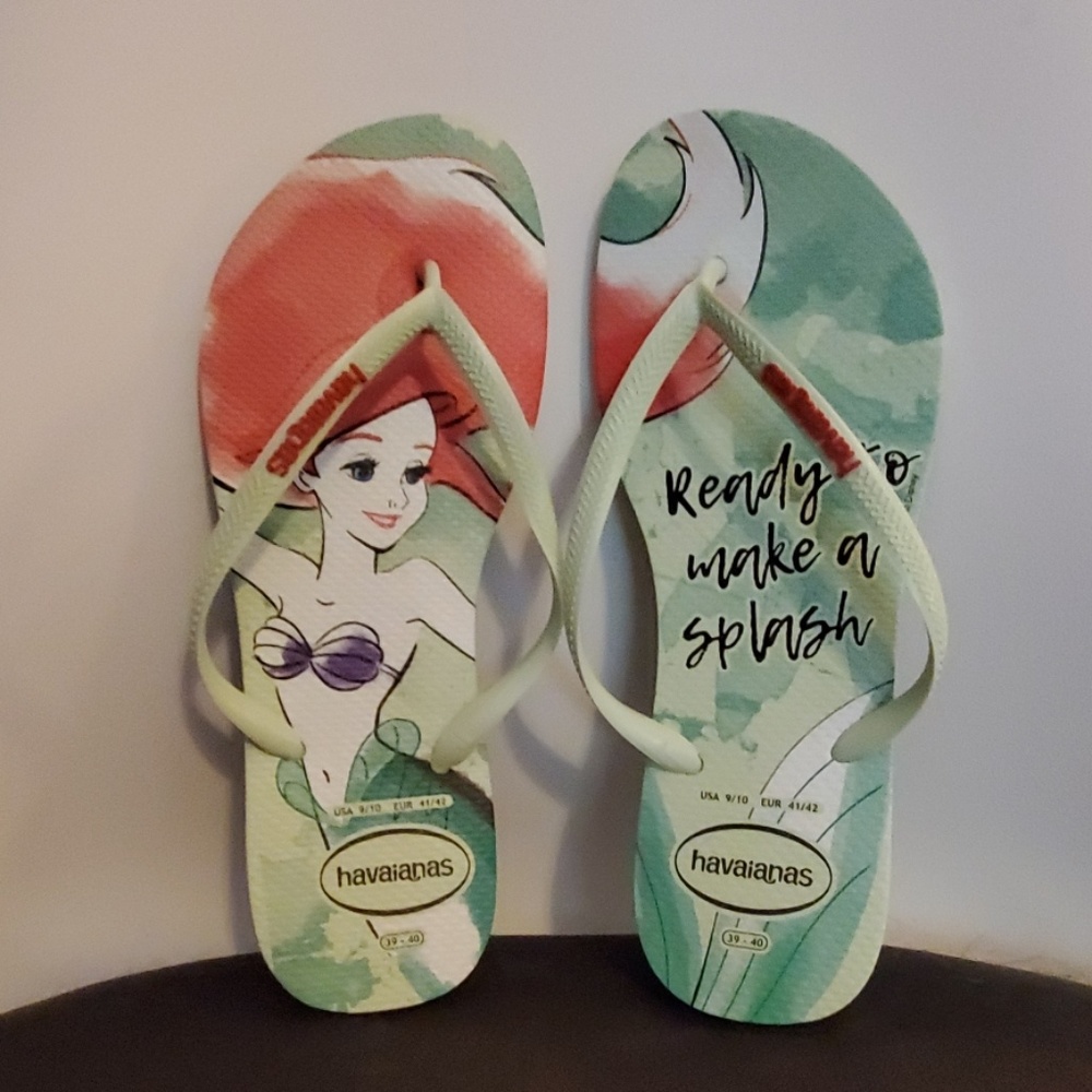 NWOT havaianas Disney princess flip flops *Ariel*